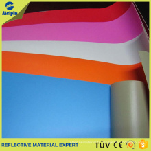 Cuir synthétique réfléchissant de PVC de couleur de haute qualité pour des sacs / chaussures